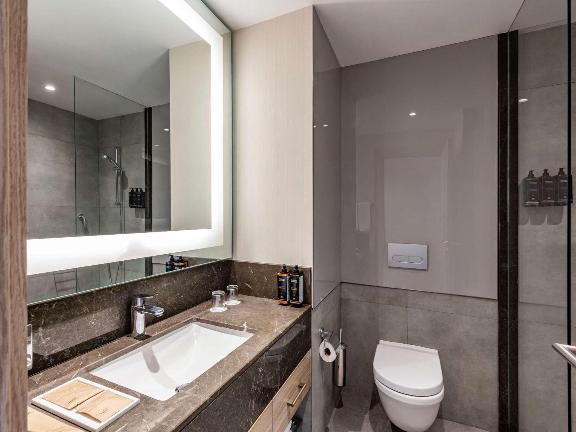 Tbilisi Saburtalo Hotel By Mercure Dış mekan fotoğraf
