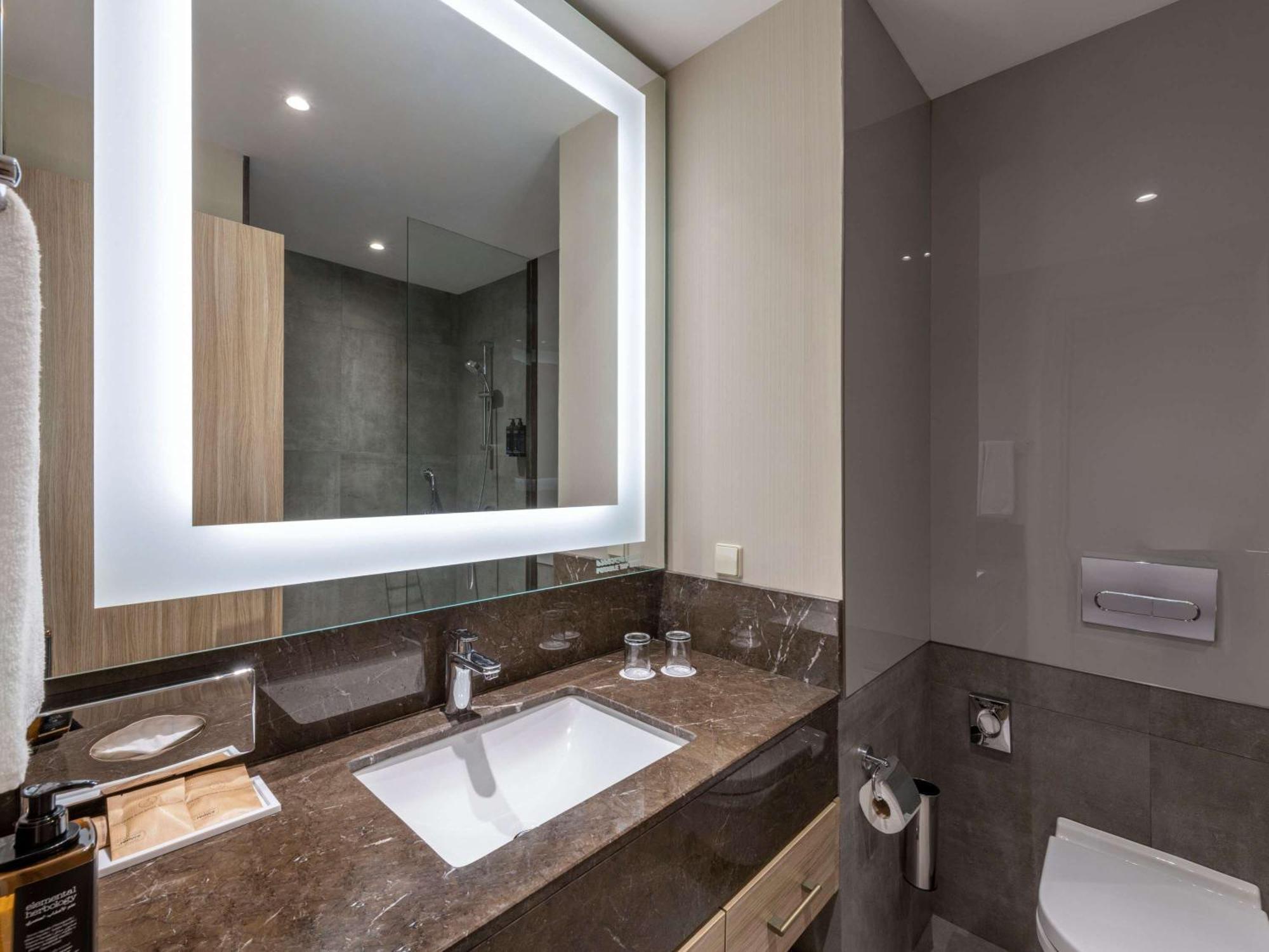 Tbilisi Saburtalo Hotel By Mercure Dış mekan fotoğraf